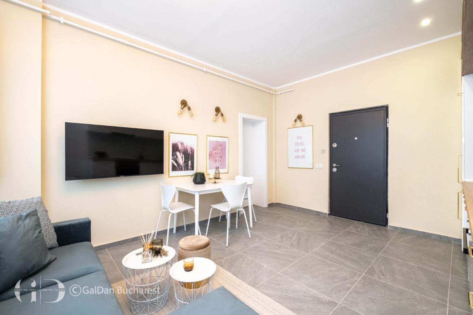 The Loft Luxury Apartments-Near The Park In The City Center Бухарест Екстер'єр фото