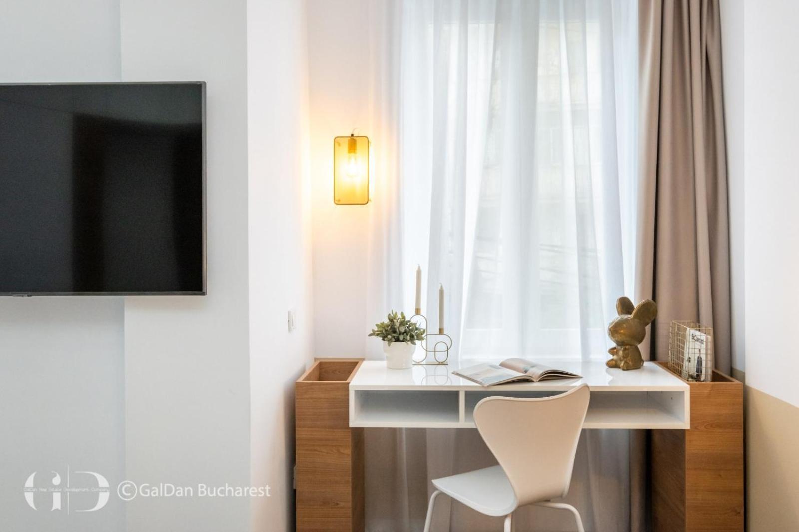 The Loft Luxury Apartments-Near The Park In The City Center Бухарест Екстер'єр фото
