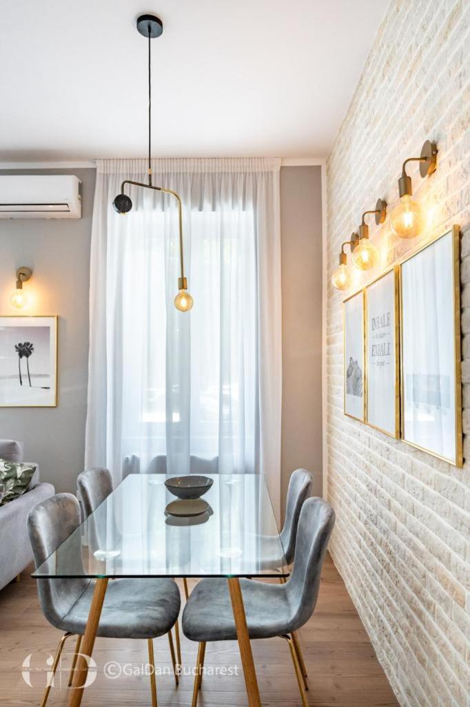 The Loft Luxury Apartments-Near The Park In The City Center Бухарест Екстер'єр фото