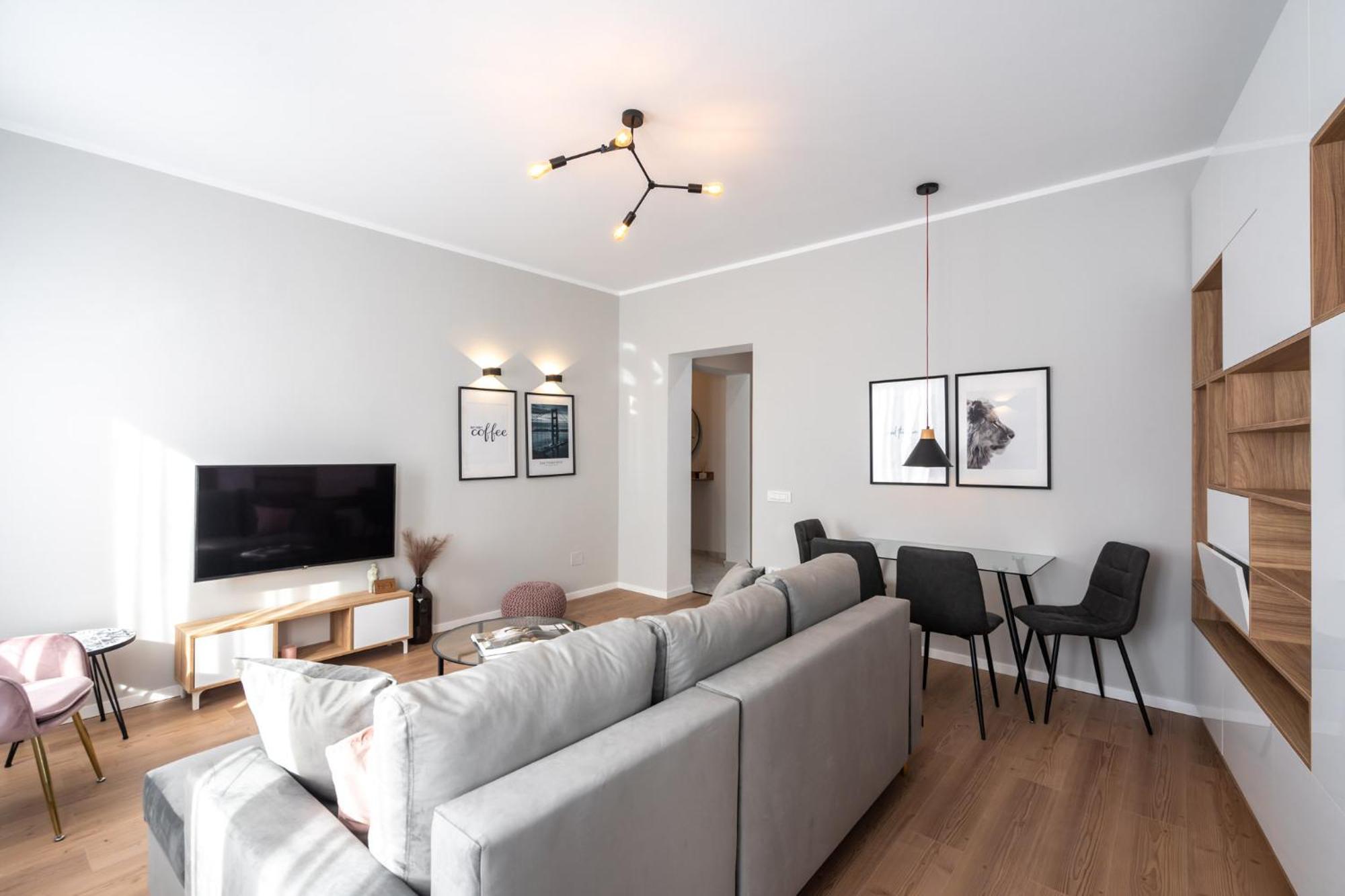 The Loft Luxury Apartments-Near The Park In The City Center Бухарест Екстер'єр фото